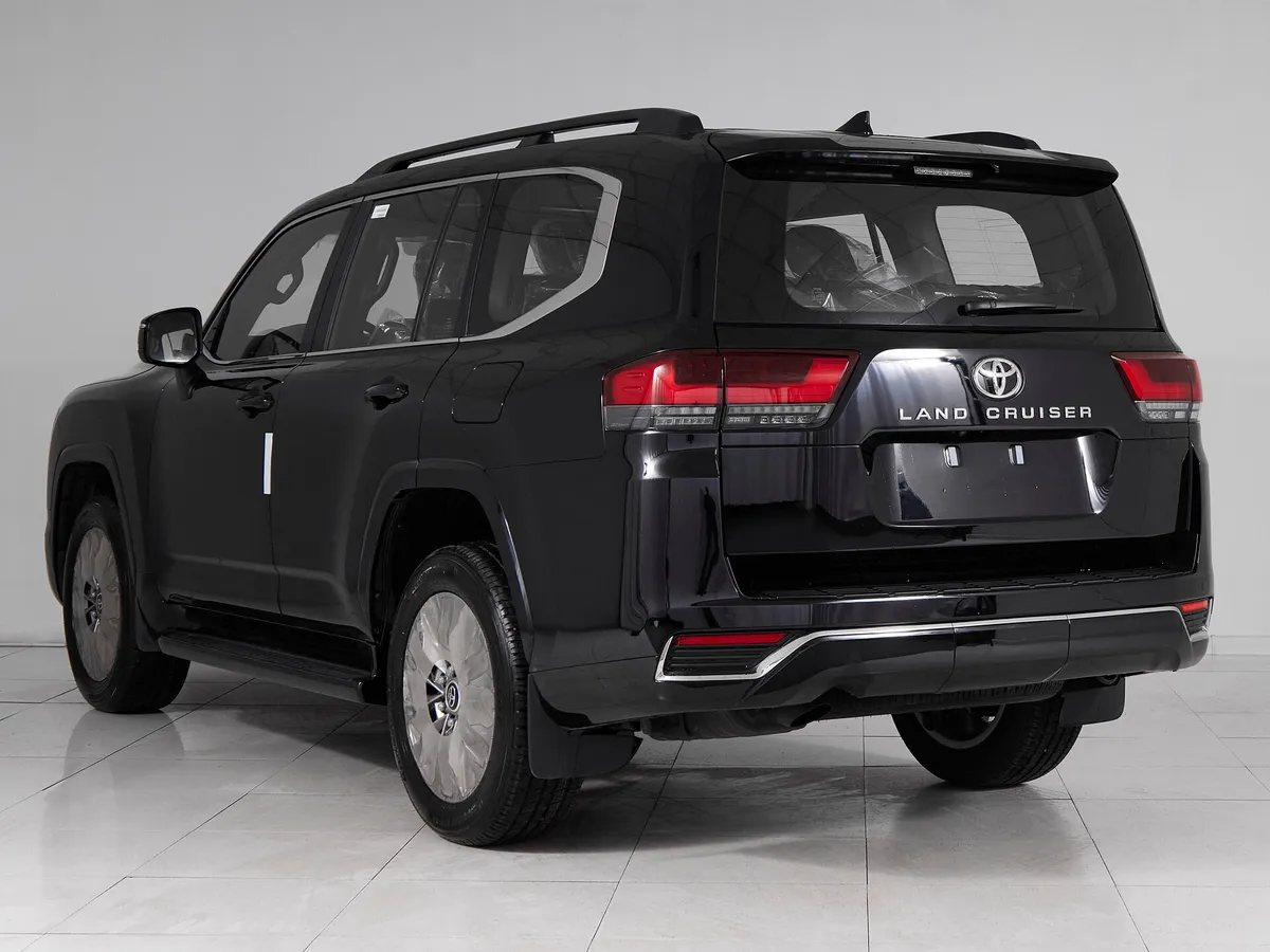 Toyota Land Cruiser 300 Series — фото 4