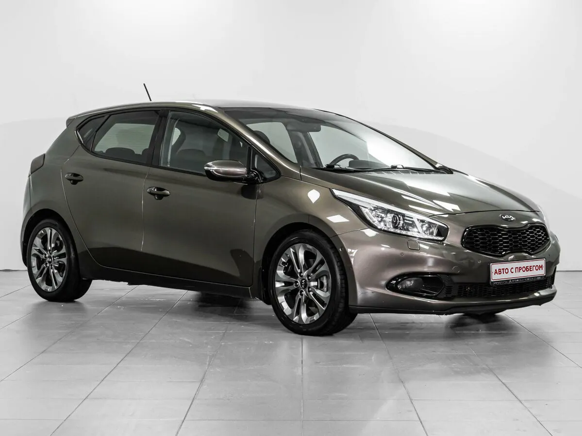 Kia Ceed II · Luxe