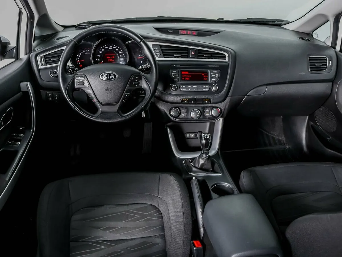 Kia Ceed II Рестайлинг · Comfort — фото 5