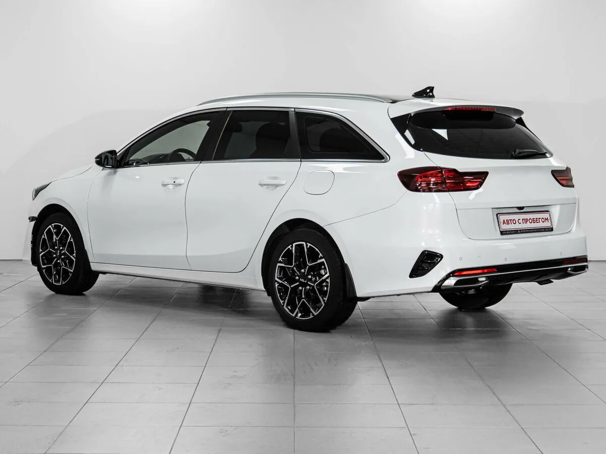 Kia Ceed III Рестайлинг · GT Line — фото 3