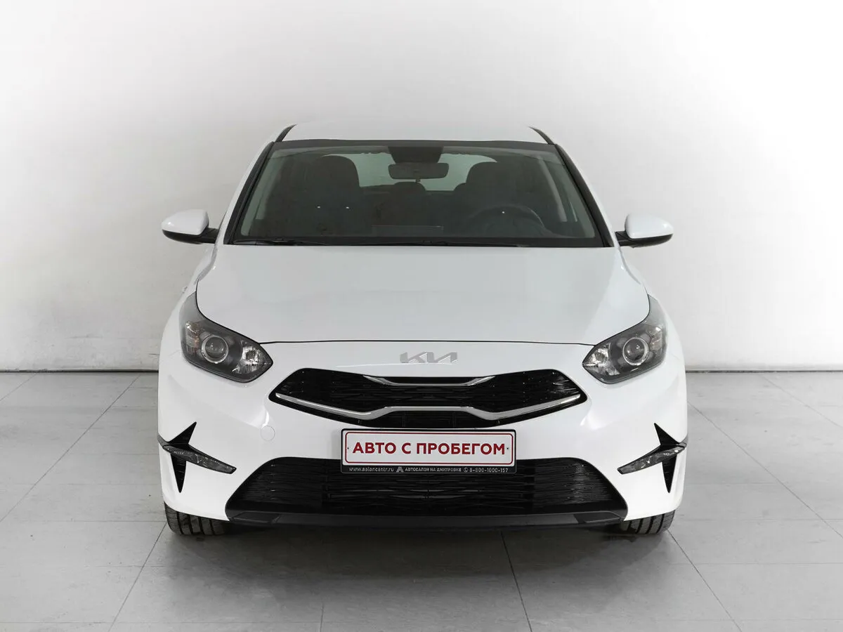 Kia Ceed III Рестайлинг · Luxe — фото 2