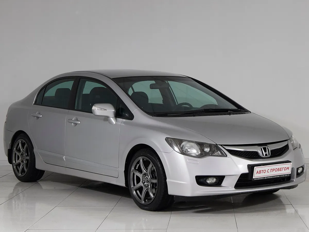 Honda Civic VIII Рестайлинг — фото 3