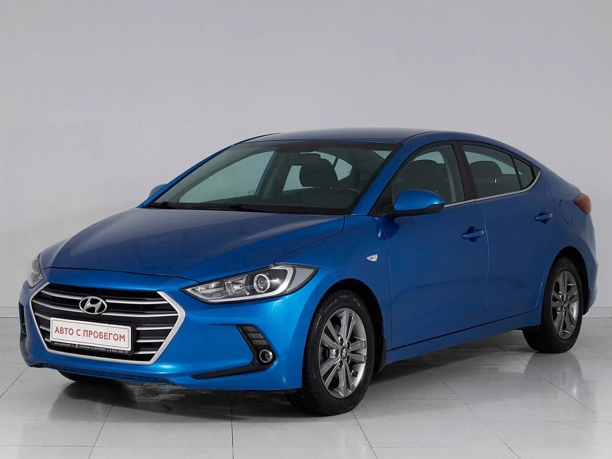 Hyundai Elantra VI (AD) · Base