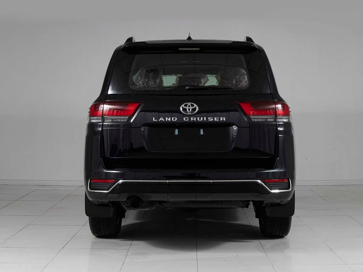 Toyota Land Cruiser 300 Series — фото 5
