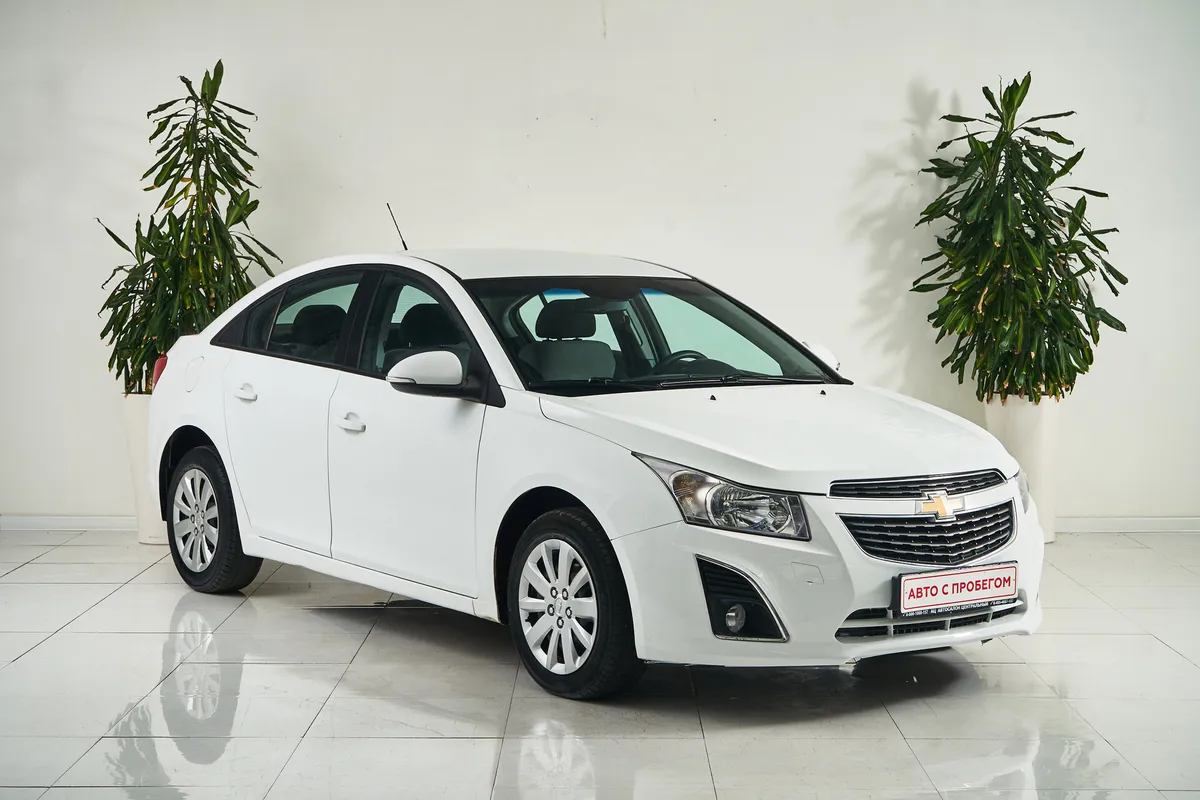 Chevrolet Cruze I Рестайлинг — фото 3