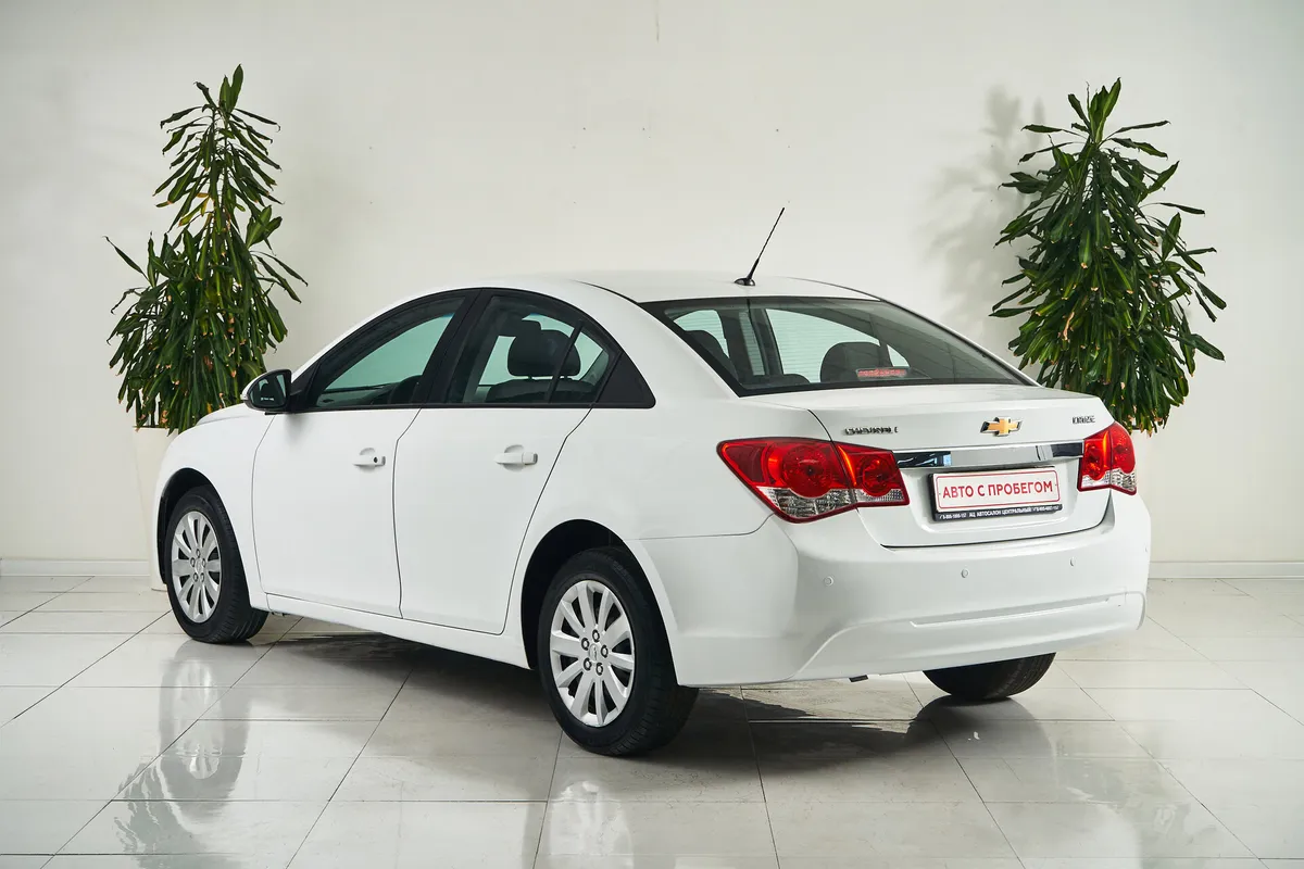 Chevrolet Cruze I Рестайлинг — фото 4