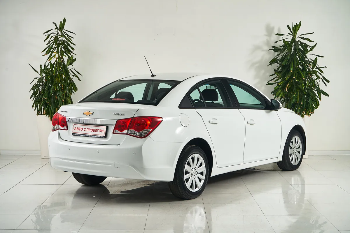 Chevrolet Cruze I Рестайлинг — фото 5