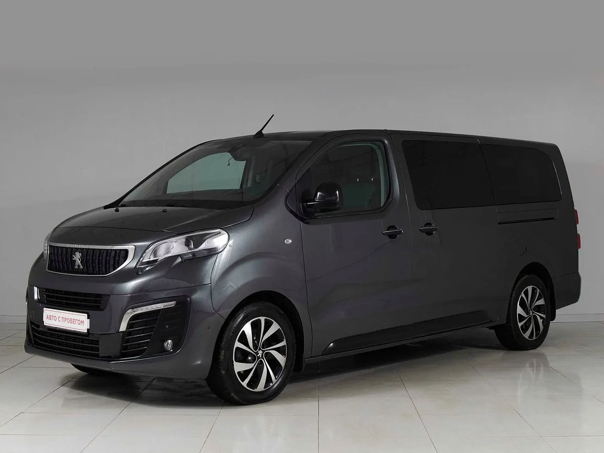 Peugeot Traveller I · Business VIP