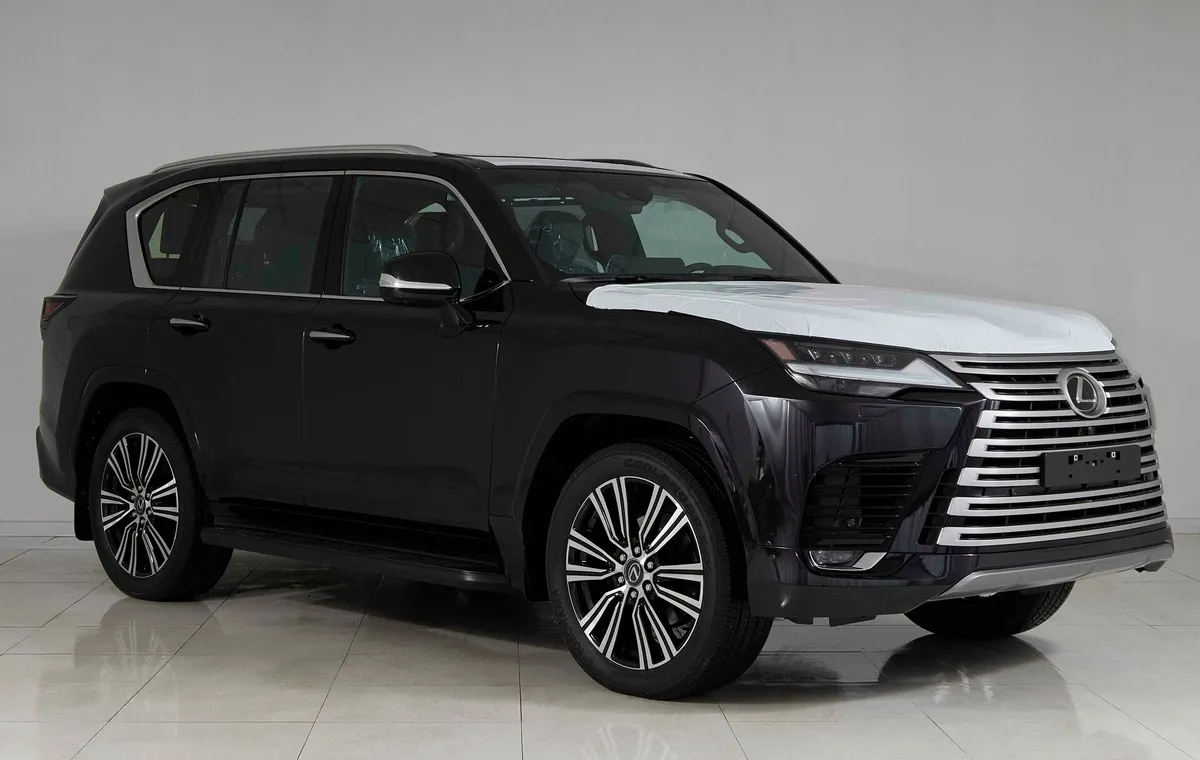Lexus LX IV — фото 3