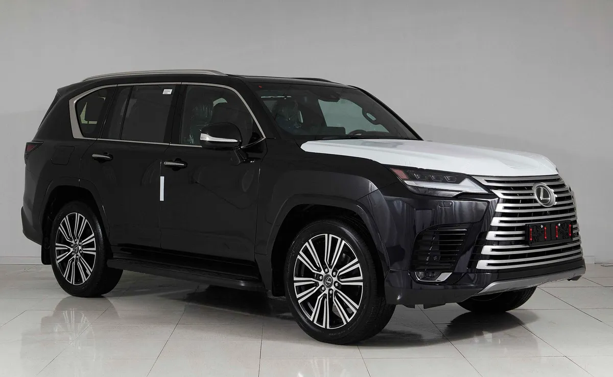 Lexus LX IV — фото 3