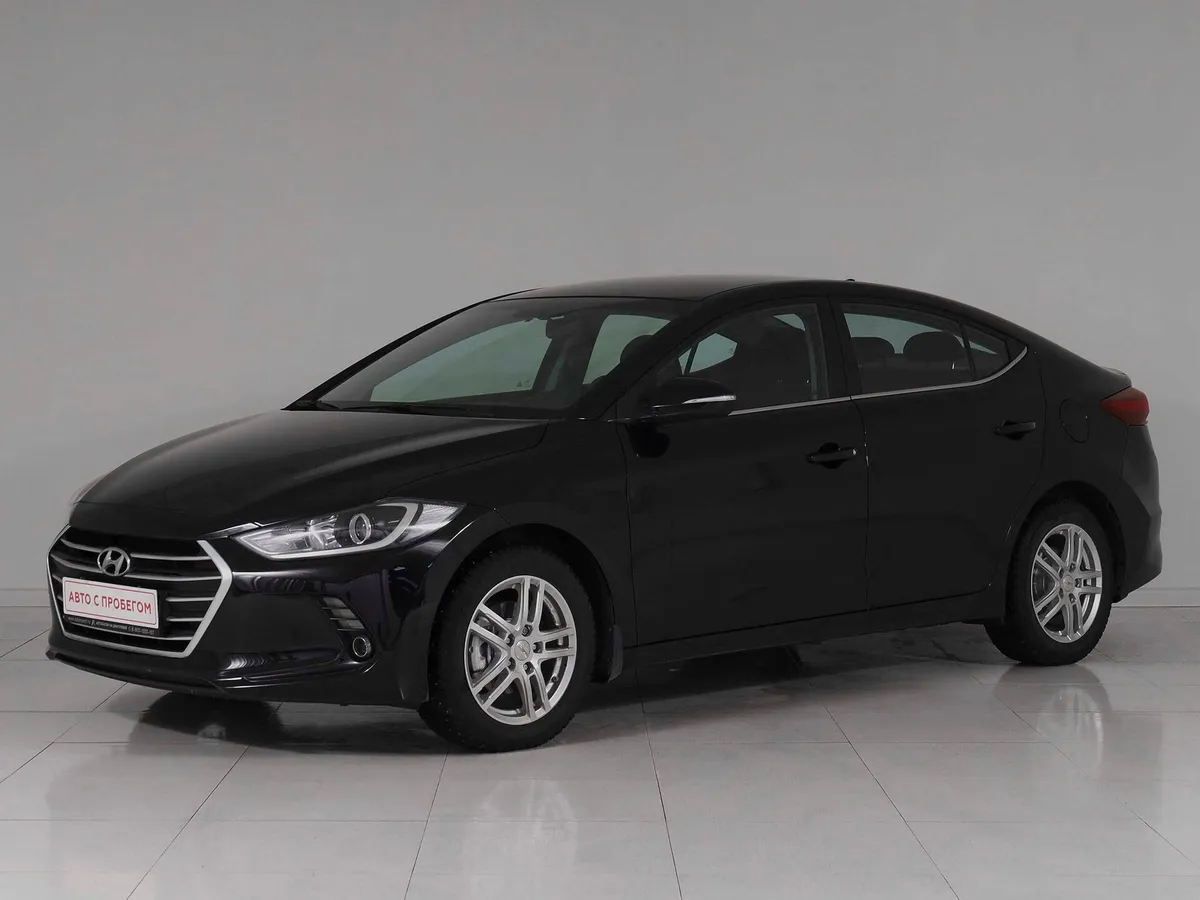Hyundai Elantra VI (AD) · Active