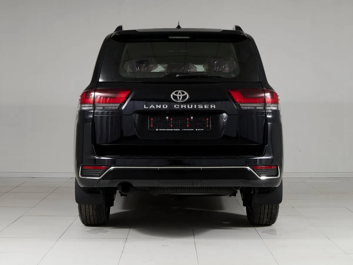 Toyota Land Cruiser 300 Series — фото 5