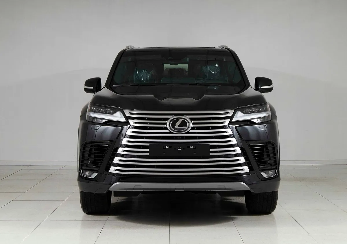 Lexus LX IV — фото 2
