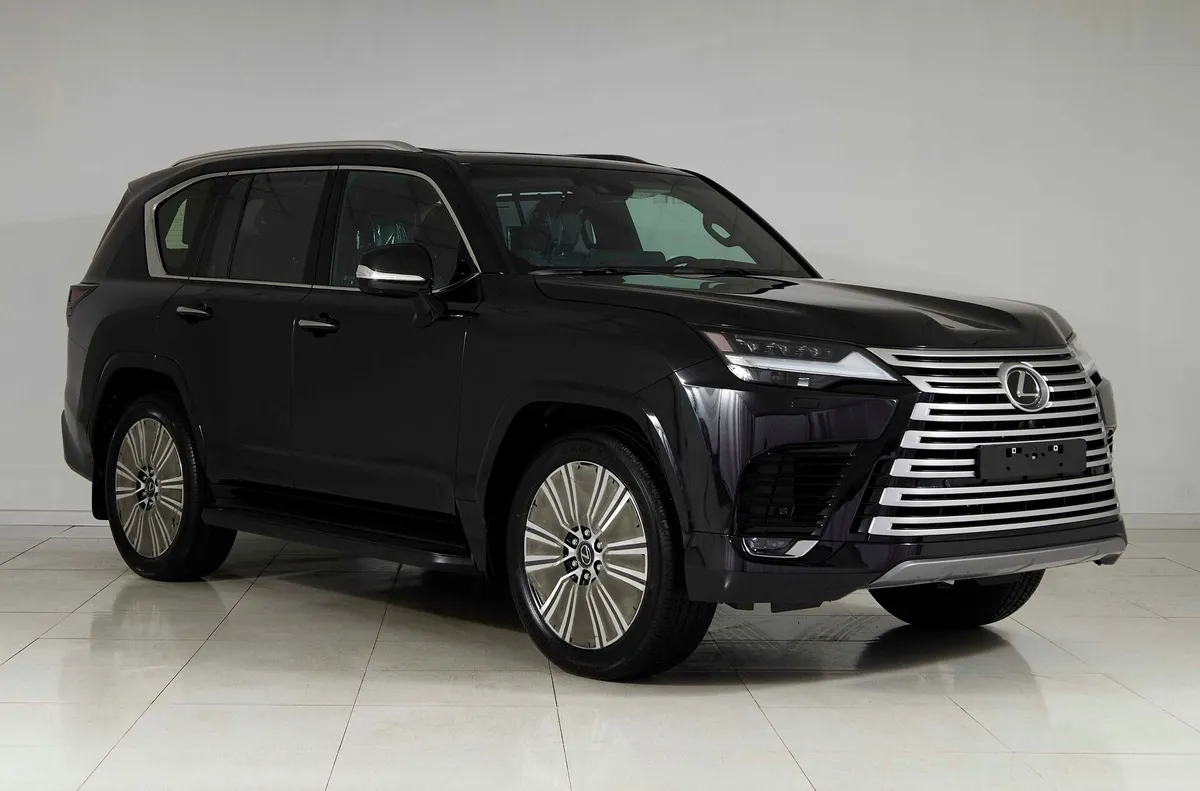 Lexus LX IV — фото 3