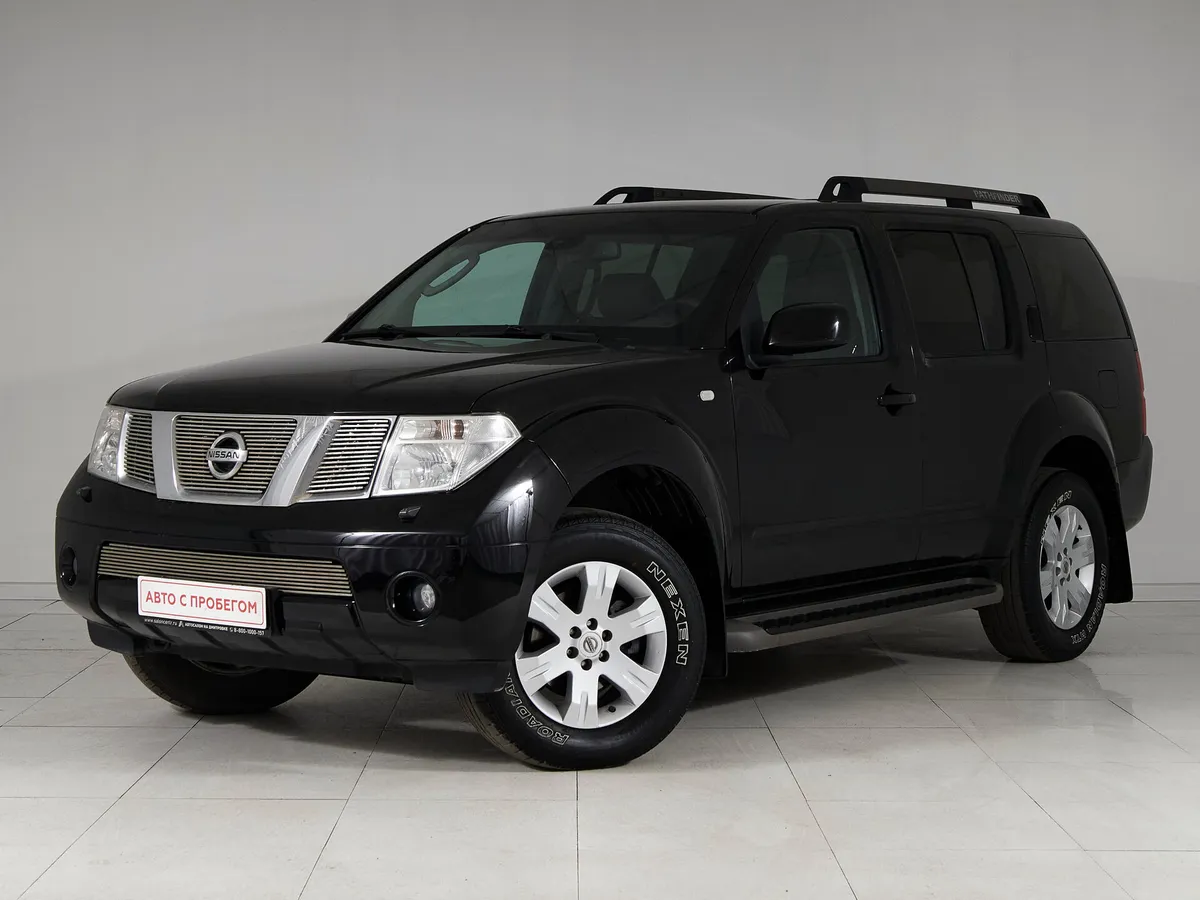 Nissan Pathfinder III · LE