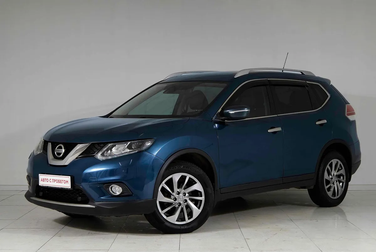 Nissan X-Trail III · LE Top