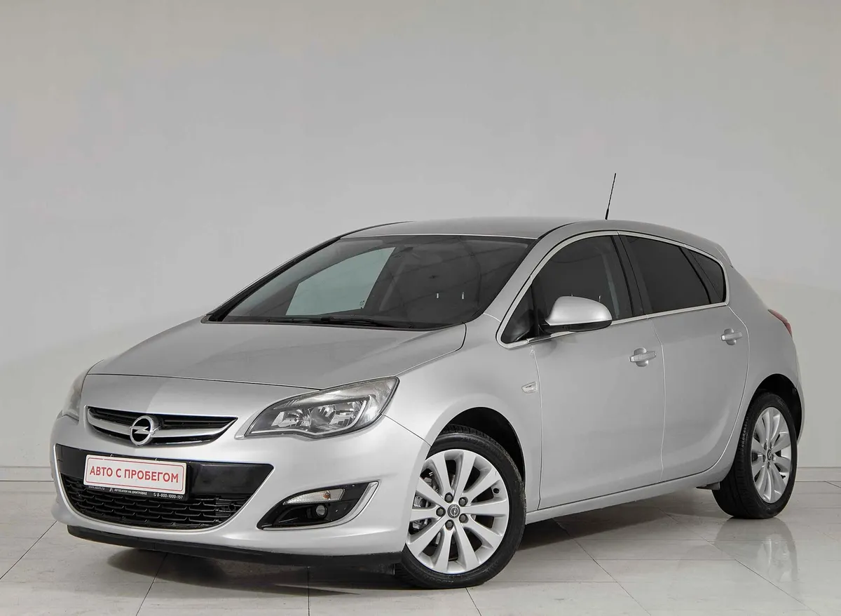 Opel Astra J Рестайлинг · Cosmo