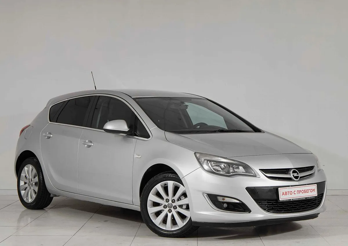 Opel Astra J Рестайлинг · Cosmo — фото 3
