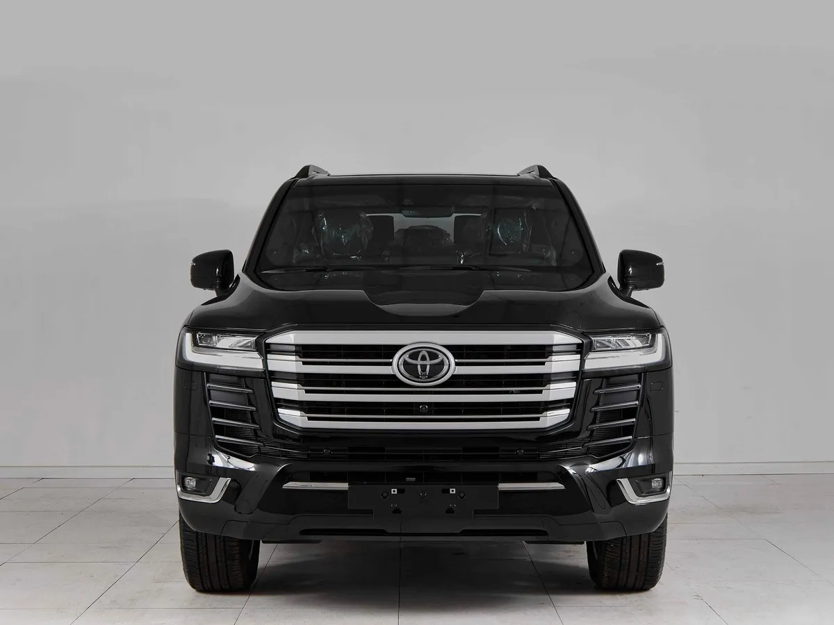 Toyota Land Cruiser 300 Series — фото 2