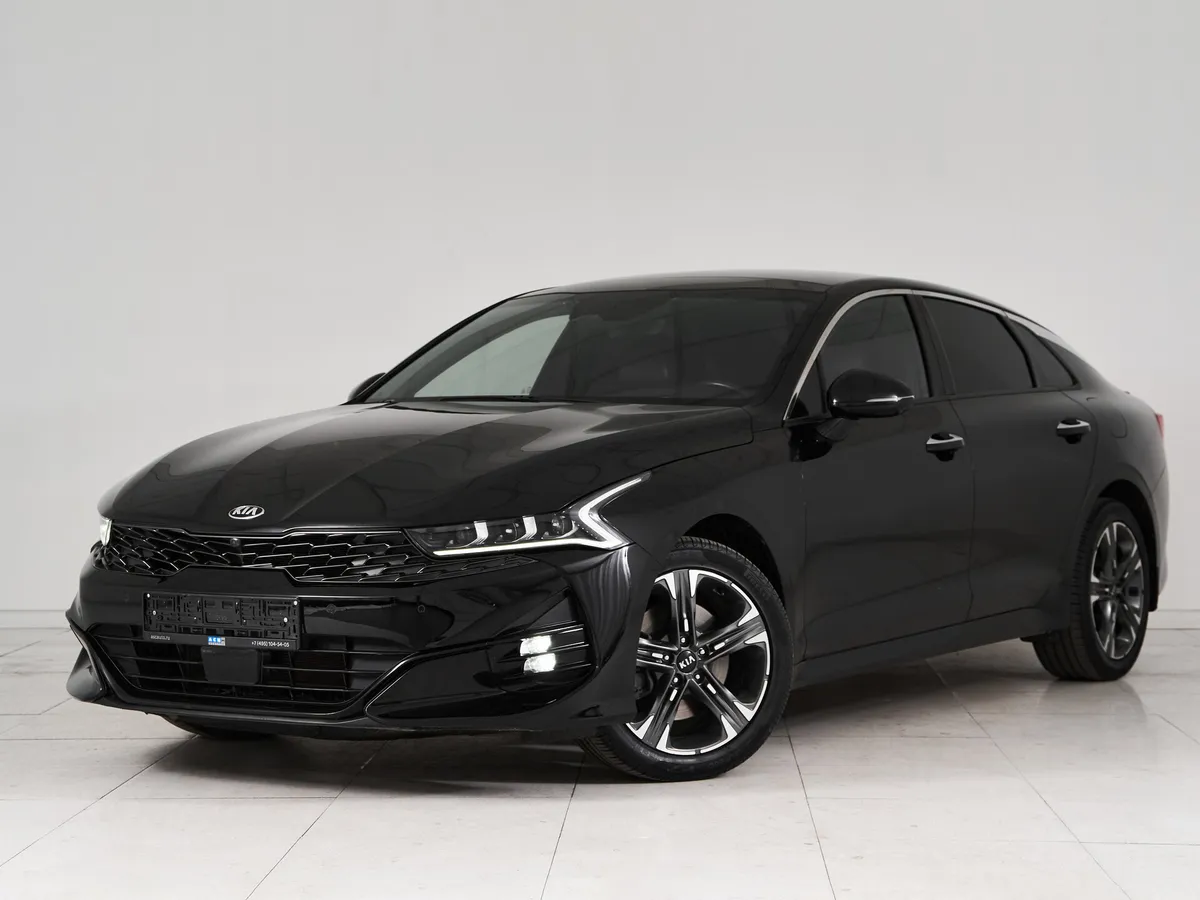 Kia K5 III · GT Line