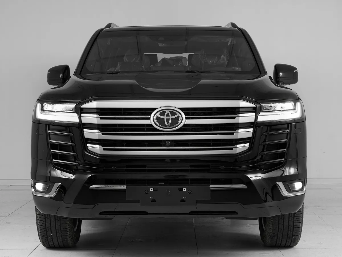 Toyota Land Cruiser 300 Series — фото 2