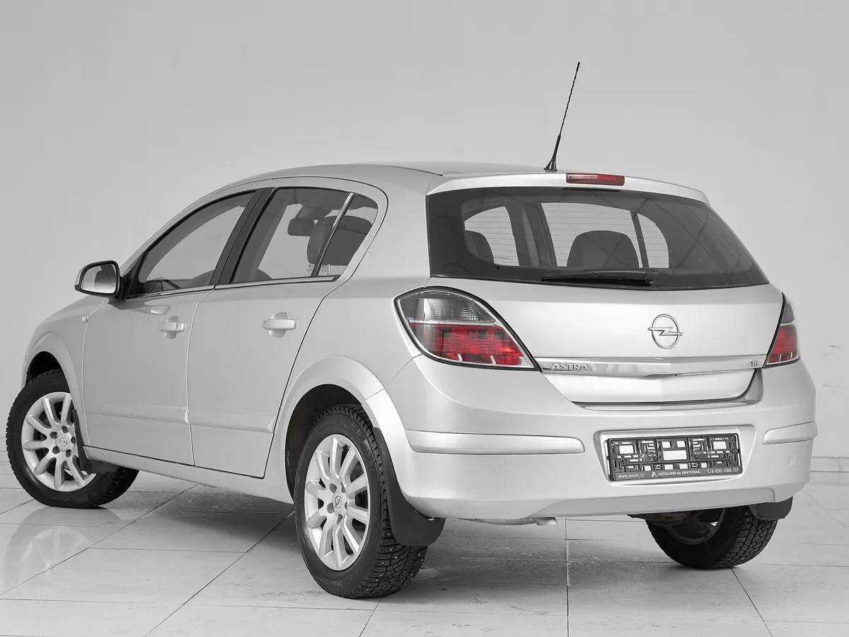 Opel Astra H Рестайлинг · Enjoy — фото 4