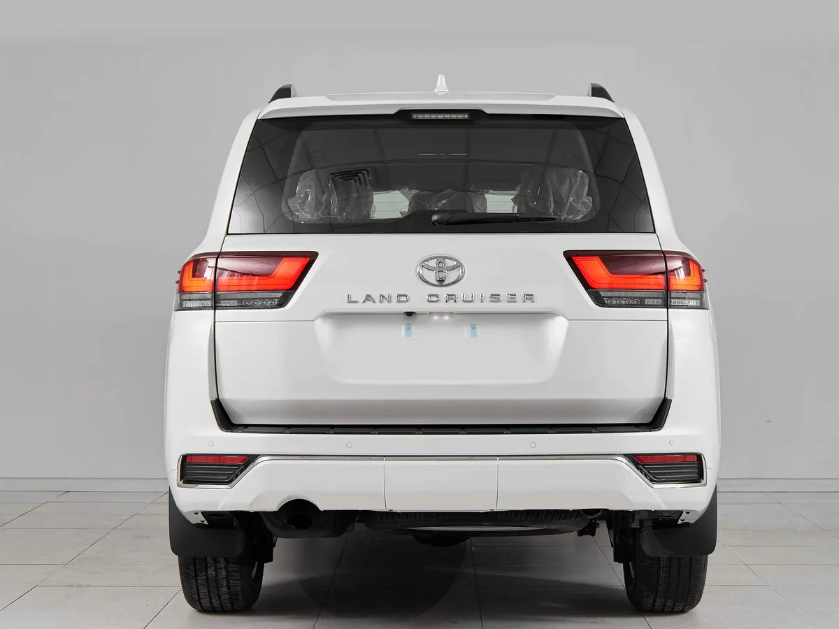Toyota Land Cruiser 300 Series — фото 5