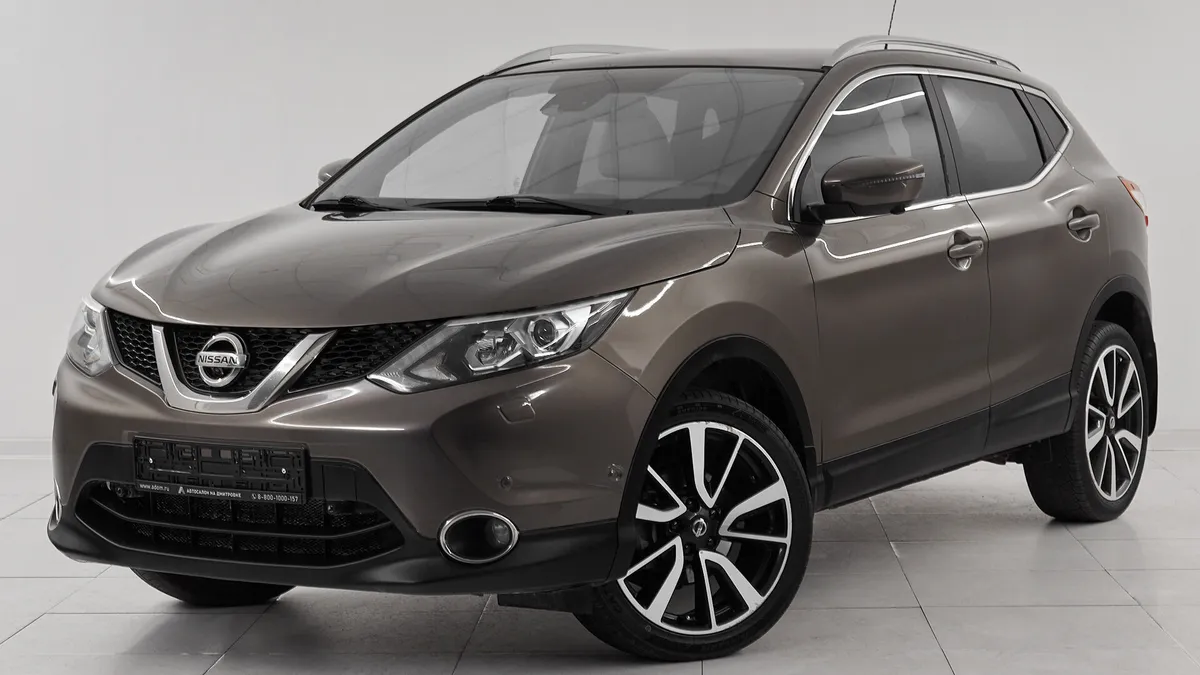 Nissan Qashqai II · LE+