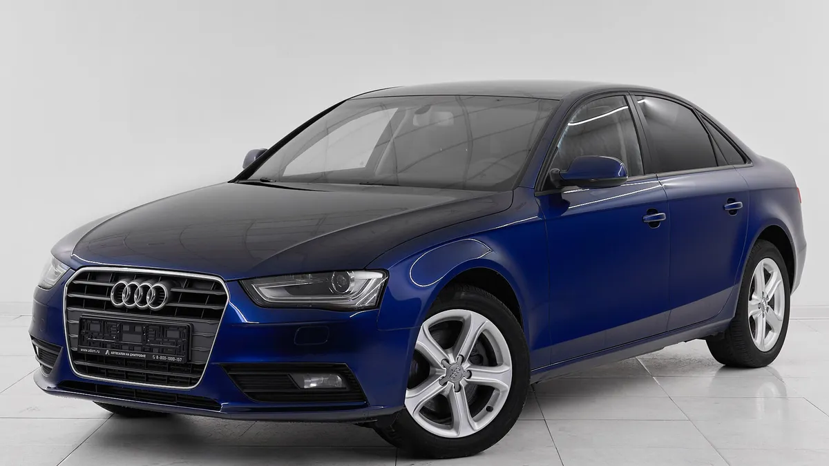 Audi A4 IV (B8) Рестайлинг · Comfort