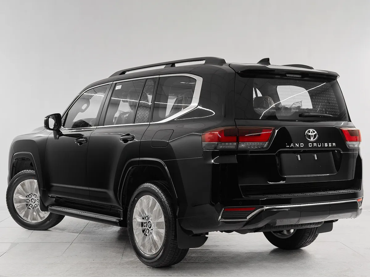 Toyota Land Cruiser 300 Series — фото 4