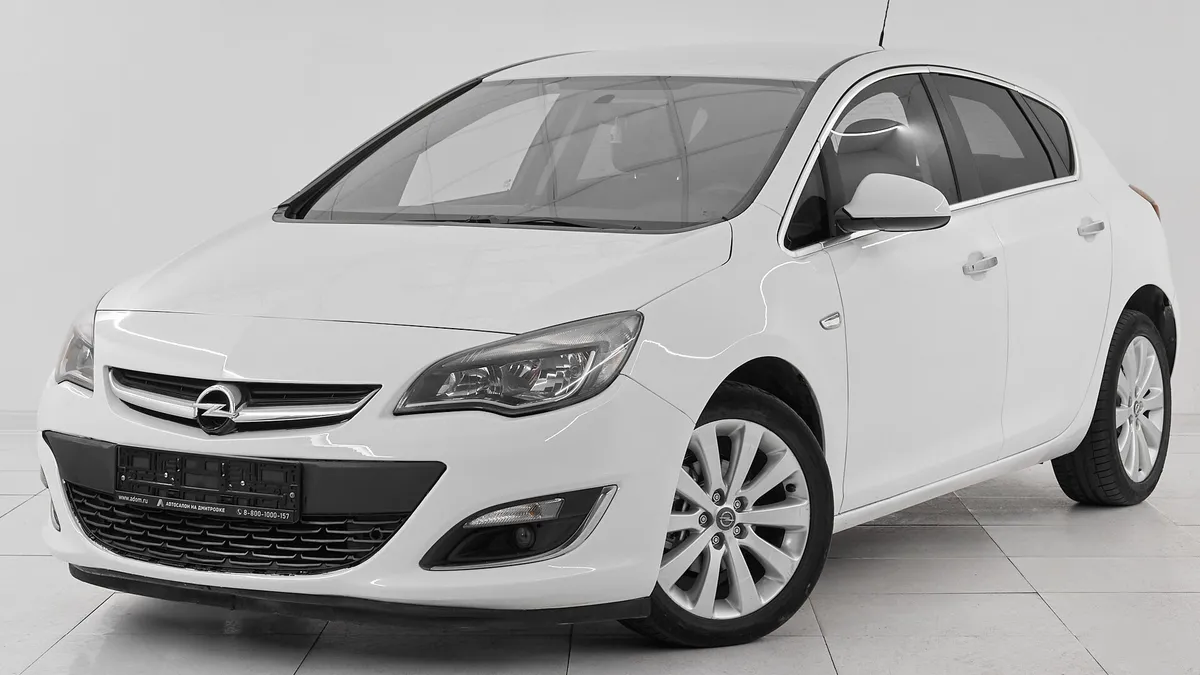 Opel Astra J Рестайлинг · Cosmo