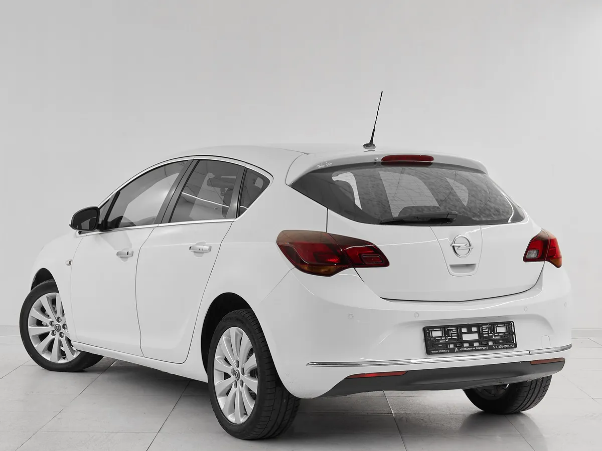 Opel Astra J Рестайлинг · Cosmo — фото 5