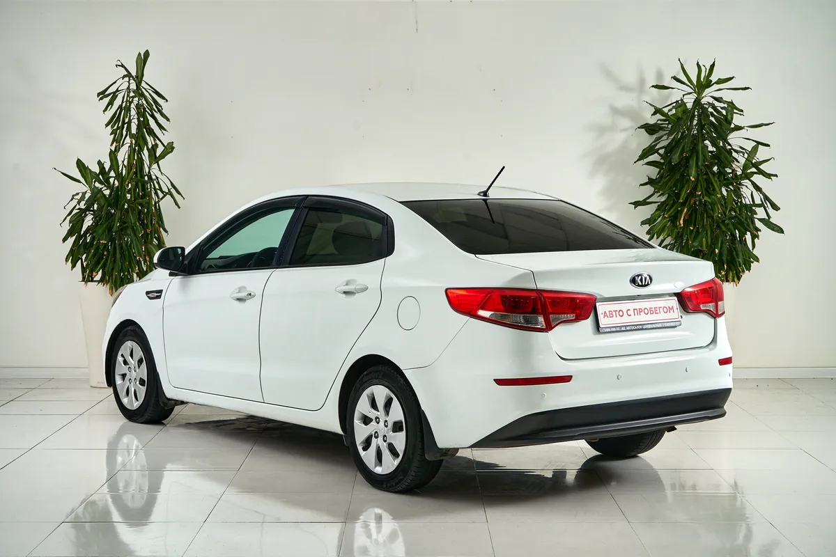 Kia Rio III Рестайлинг — фото 4