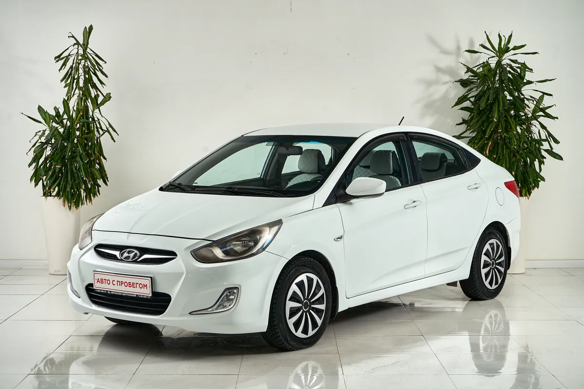 Hyundai Solaris I Рестайлинг · Active