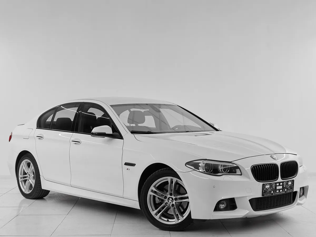 BMW 5 серии VI (F10/F11/F07) Рестайлинг · 528i xDrive — фото 3