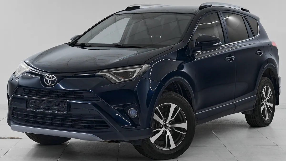 Toyota RAV4 IV (XA40) Рестайлинг · Комфорт Плюс