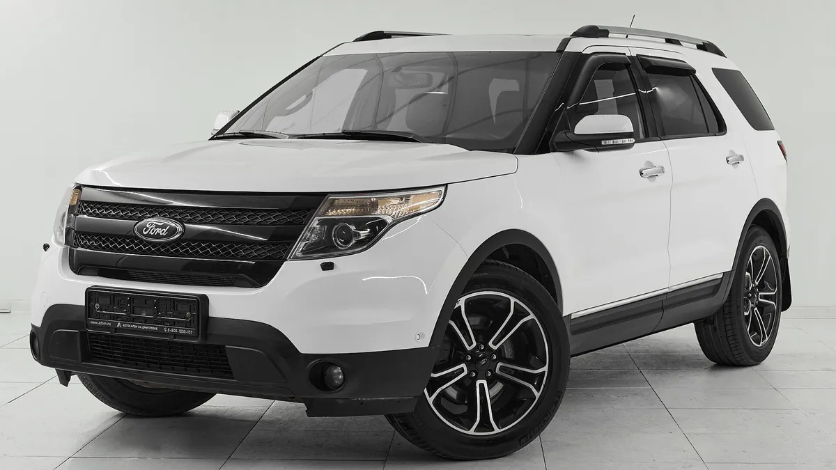 Ford Explorer V · Limited