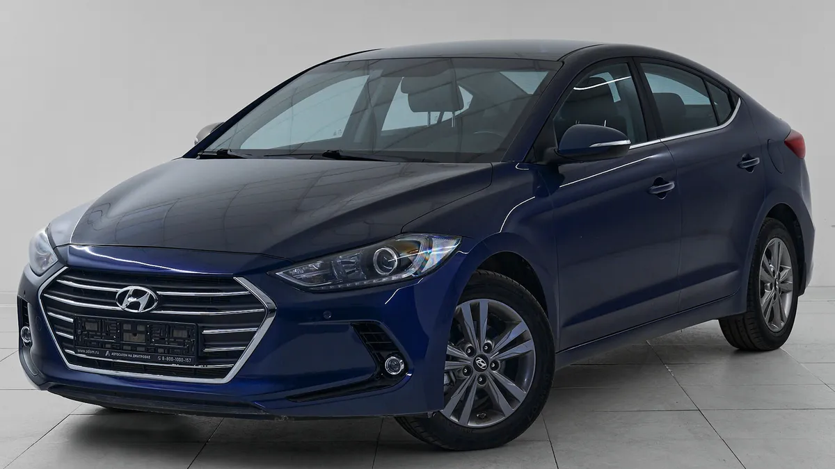 Hyundai Elantra VI (AD) · Comfort