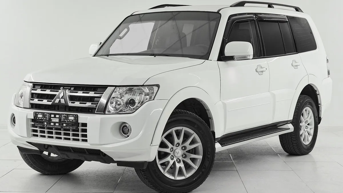 Mitsubishi Pajero IV Рестайлинг 1 · Instyle