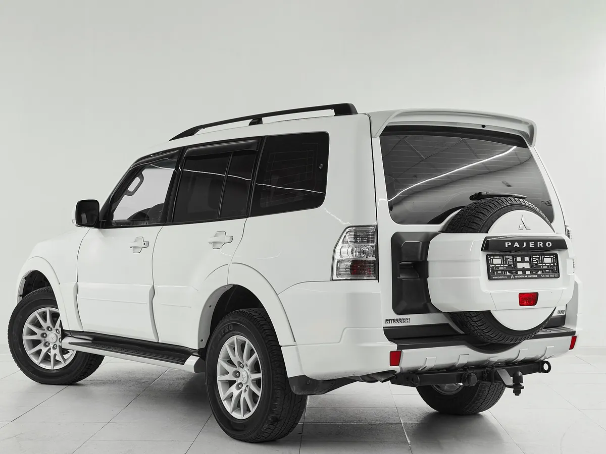 Mitsubishi Pajero IV Рестайлинг 1 · Instyle — фото 4