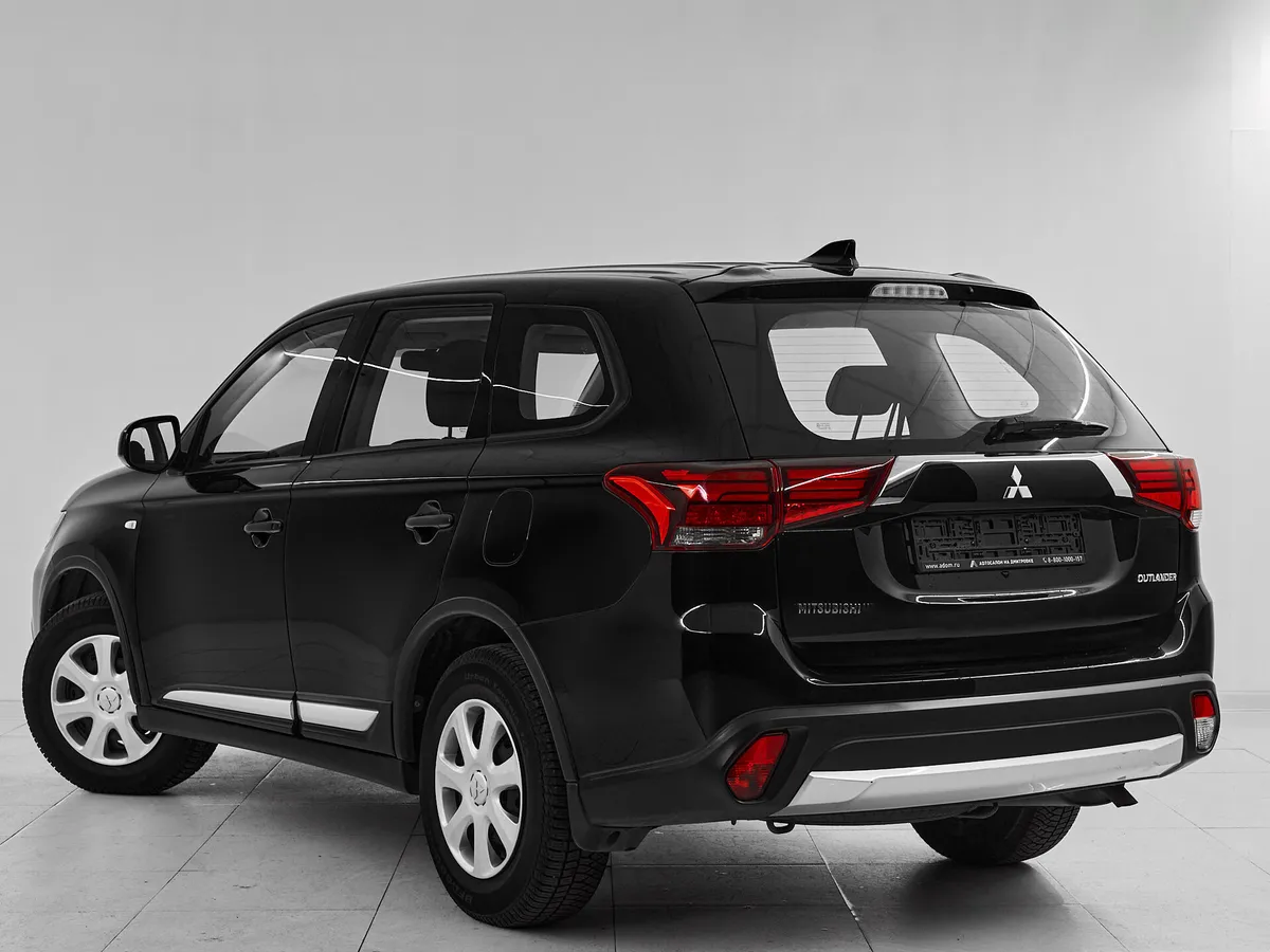 Mitsubishi Outlander III Рестайлинг 2 · Inform — фото 4