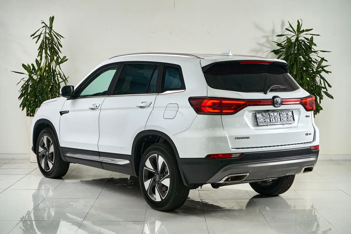 Changan CS75 I Рестайлинг · Luxe 4WD — фото 4