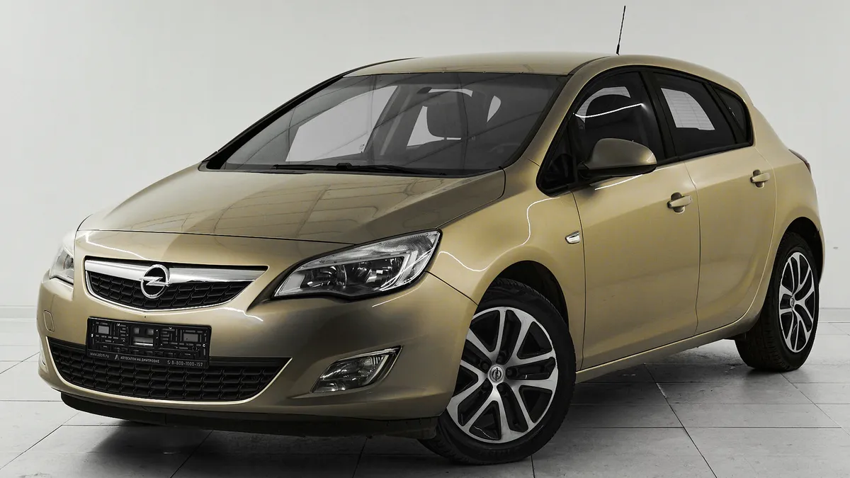 Opel Astra J · Cosmo