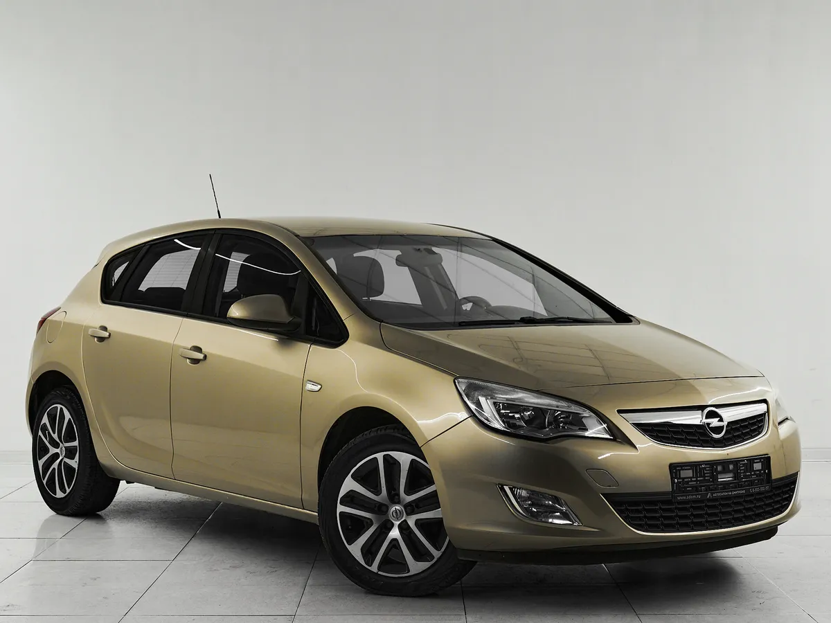 Opel Astra J · Cosmo — фото 3