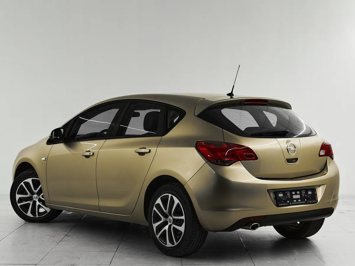 Opel Astra J · Cosmo — фото 4