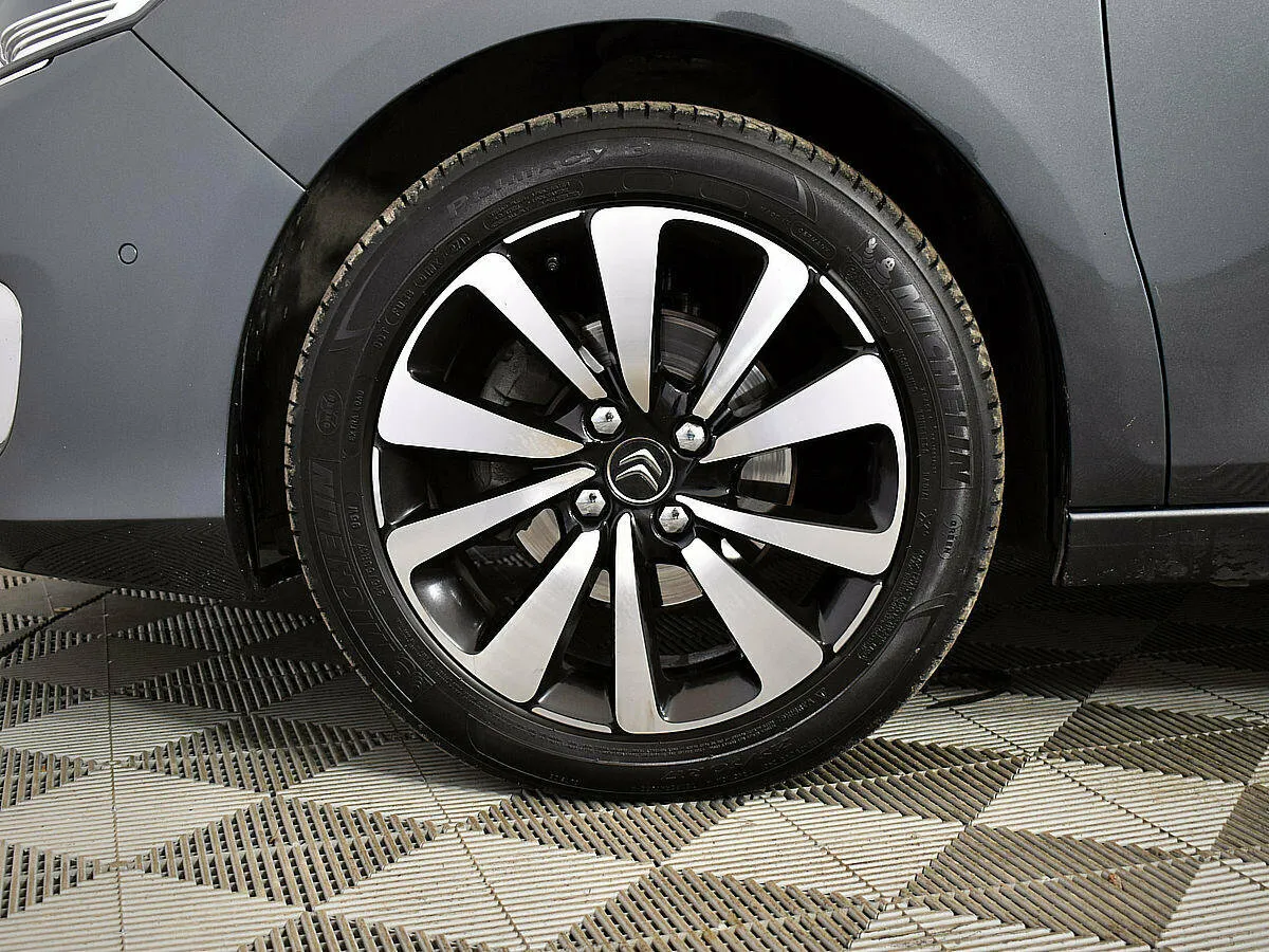 Citroen C4 II Рестайлинг · SHINE Ultimate — фото 5
