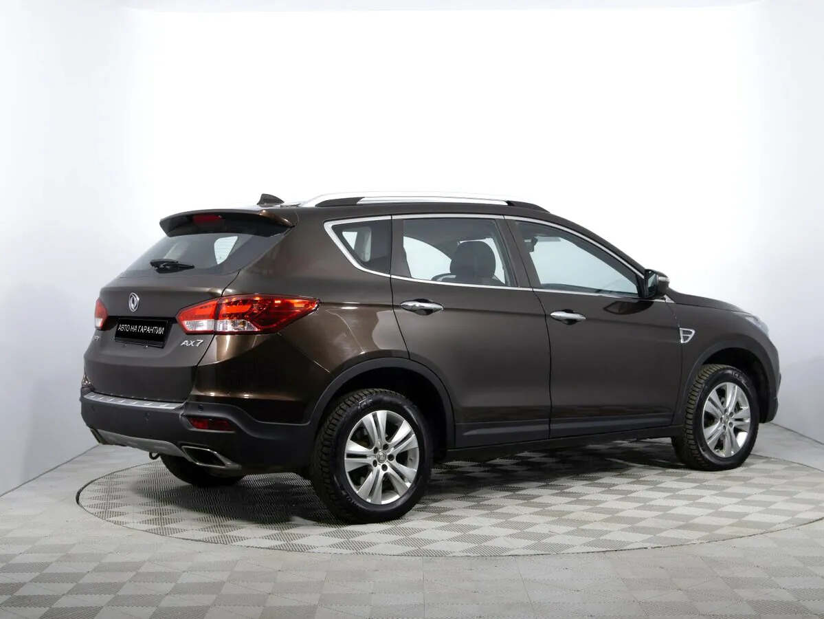 DongFeng AX7 I — фото 3