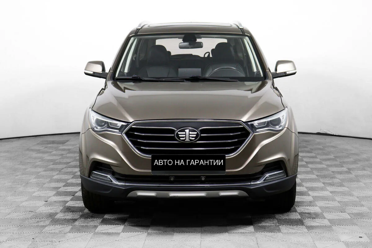 FAW Besturn X40 I · Luxury — фото 2