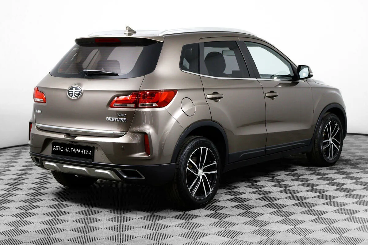 FAW Besturn X40 I · Luxury — фото 3