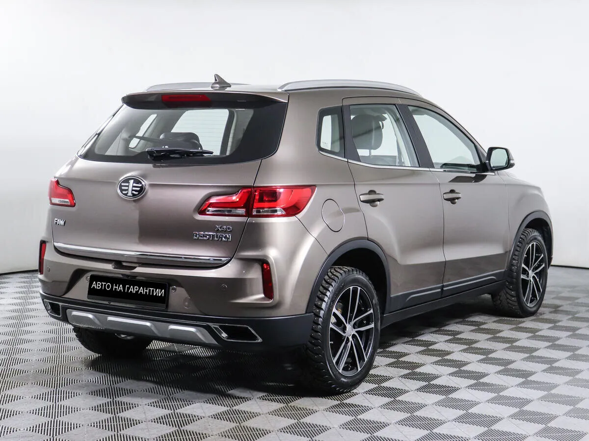 FAW Besturn X40 I · Luxury — фото 3